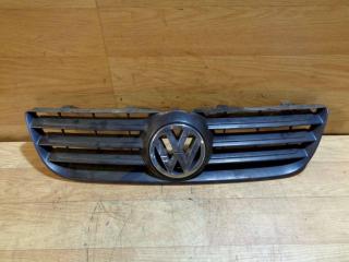 решетка радиатора Volkswagen Polo 4 поколение [рестайлинг] 2006, 6Q0853653E