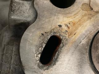 головка блока цилиндров Land Rover Discovery 3 поколение (2004 - 2009), 2.7 л., 276DT, дизель, PM9X2Q6090CA, C2C19491