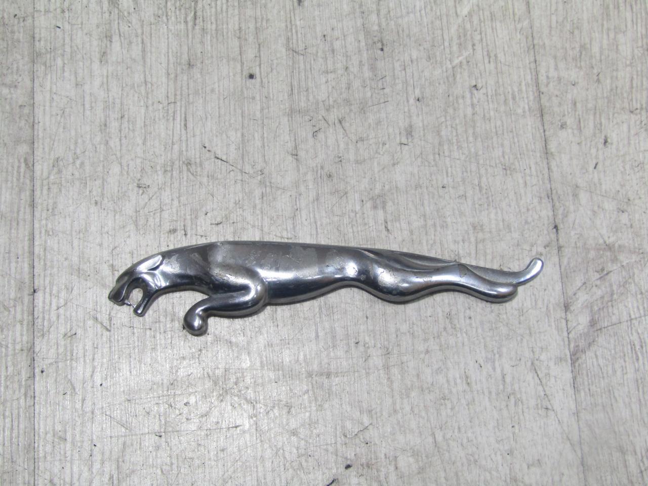 эмблема Jaguar XF X250 CC9 (2007 - 2011), C2Z11308, C2Z31122, 8X2343156AA - фото №1