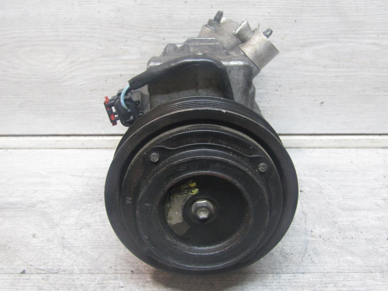 компрессор кондиционера Dodge Journey 1 поколение (2008 - 2011), 2.7 л., EER, бензин, 55111425AC, 55111425AB, 4472800171 - фото №1