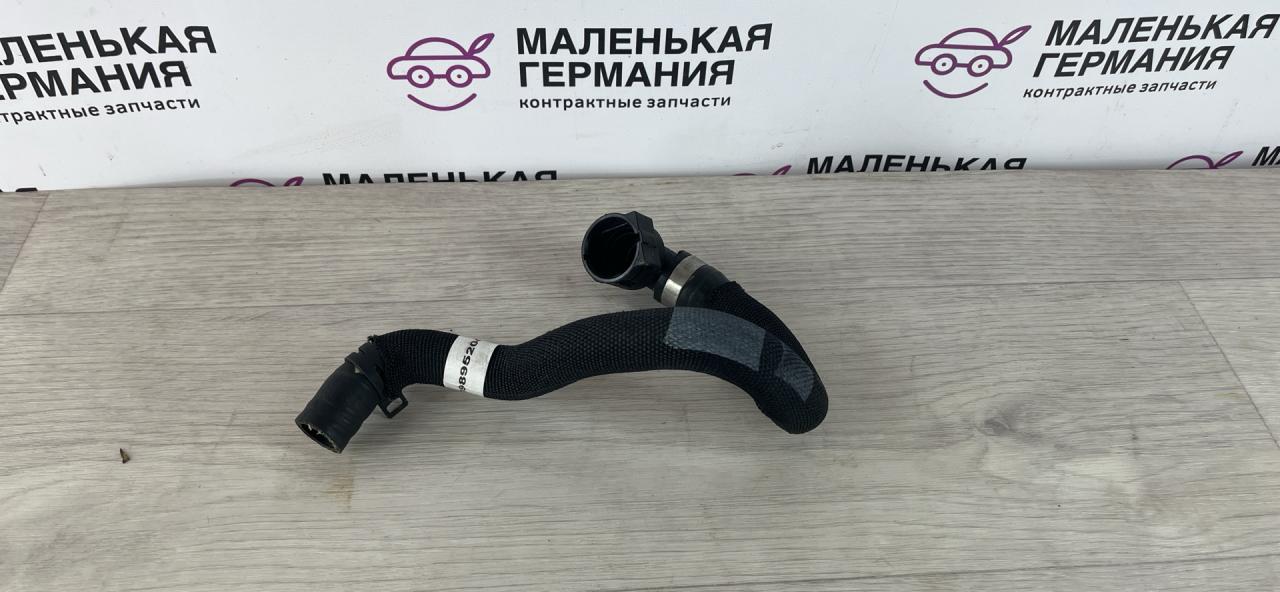 патрубок радиатора BMW 5 серия G30/G31 (2016 - 2020), 3.0 л., B58 B30 A, бензин, полный привод, 64219398952, 9398952 - фото №1