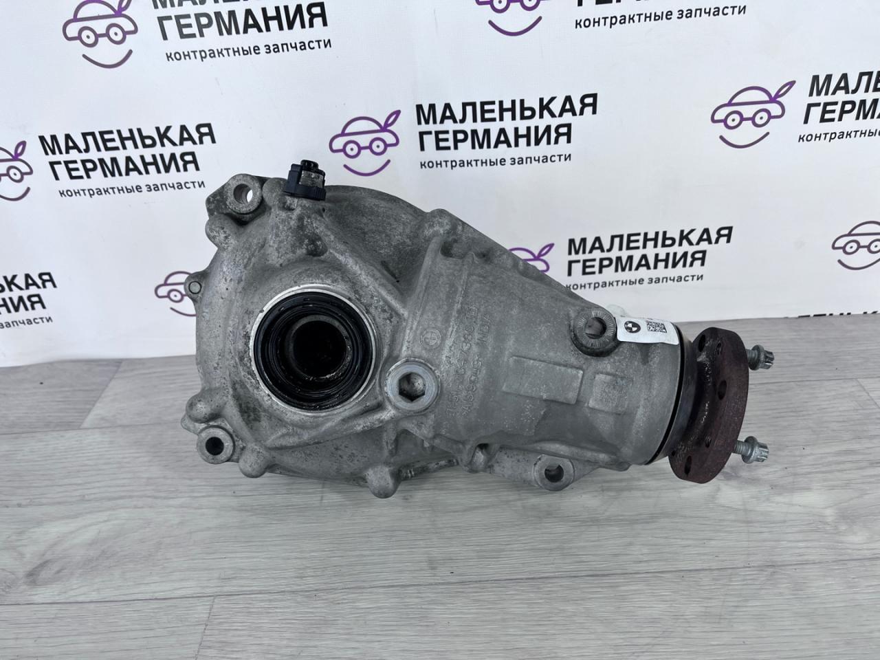 редуктор переднего моста BMW 5 серия G30/G31 G30 2017, 3.0 л., B58 B30 A, бензин, АКПП, темно-синий, седан, полный привод, 31508635703, 8635703 - фото №1