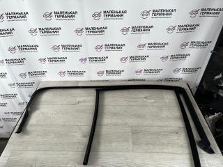 Уплотнитель стекла BMW 5 серия G30/G31 (2016 - 2020), 3.0 л., B58 B30 A, бензин, полный привод, 51357381281, 7381281