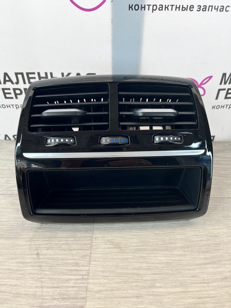 дефлектор обдува салона BMW 5 серия G30/G31 (2016 - 2020), 3.0 л., B58 B30 A, бензин, полный привод, 64229357865, 9357865 - фото №1