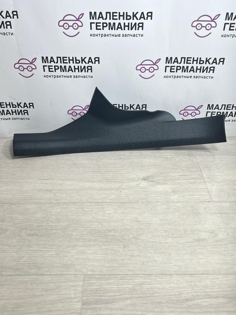 накладка на порог внутренняя BMW 5 серия G30/G31 G30 2017, 3.0 л., B58 B30 A, бензин, АКПП, темно-синий, седан, полный привод, 51477375727, 7375727 - фото №1