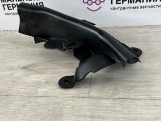 пыльник капота прав. BMW 5 серия G30/G31 G30 2017, 3.0 л., B58 B30 A, бензин, АКПП, темно-синий, седан, полный привод, 51767349602, 7349602