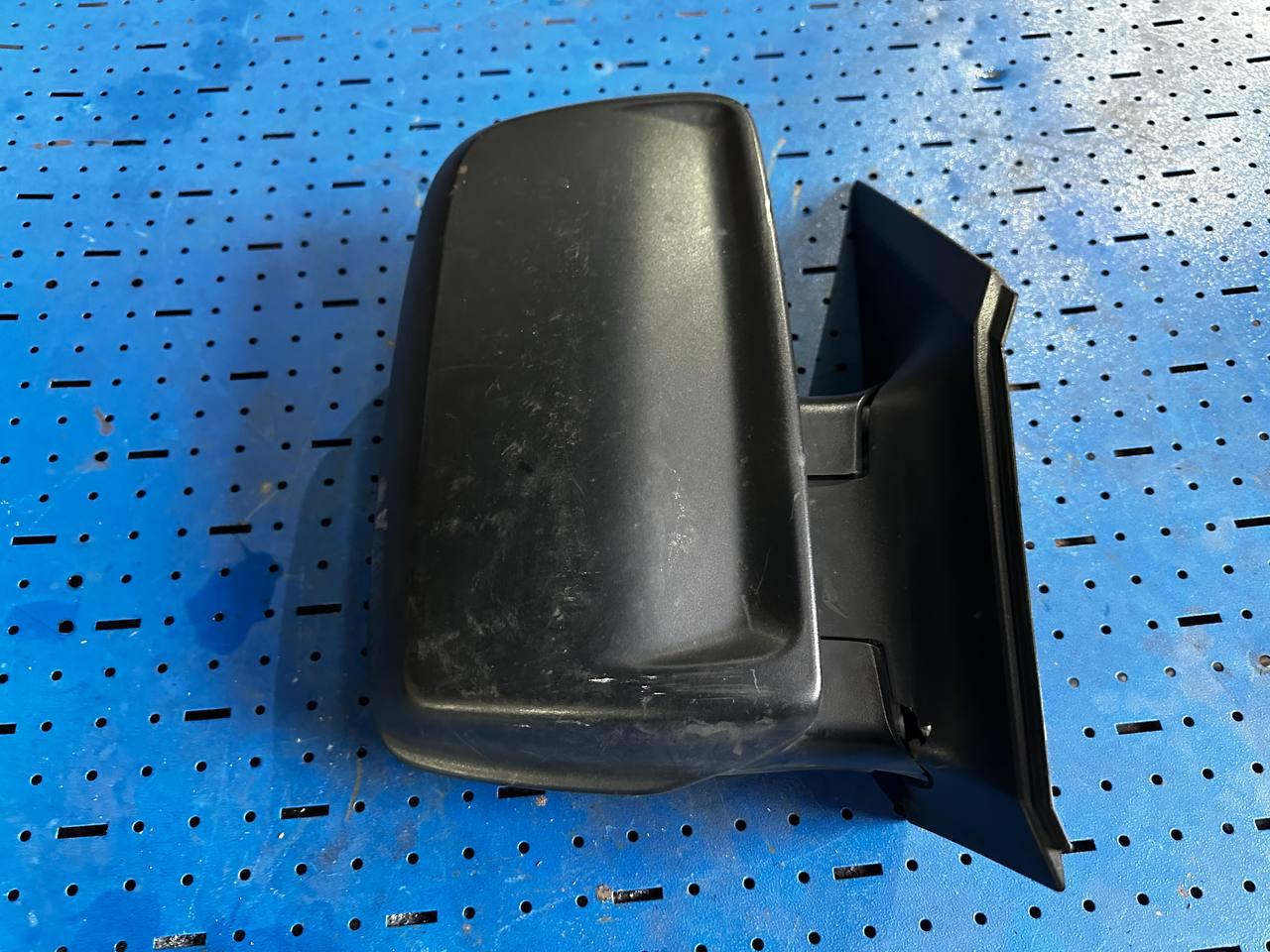 зеркало наружное правое Mercedes-Benz Sprinter 2 поколение (W906) W906 (2006 - 2014), 2.2 л., дизель, МКПП, микроавтобус, A9068106393, 9068106393, A9068106393 - фото №1