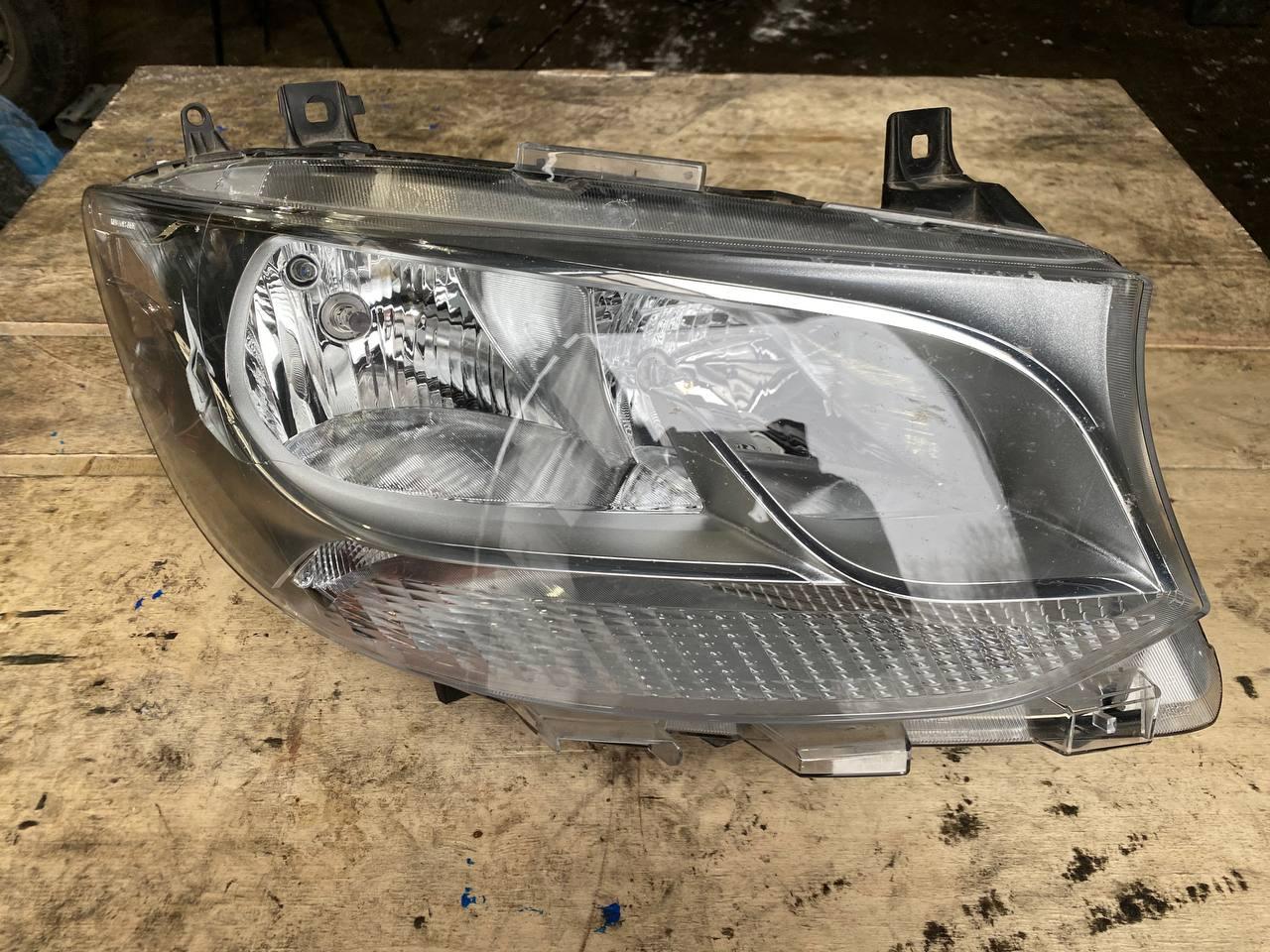 фара правая Mercedes-Benz Sprinter W907/W910 W907 (2018 - 2026), 2.2 л., дизель, АКПП, микроавтобус, A9109060100, 9109060100, A9109060100