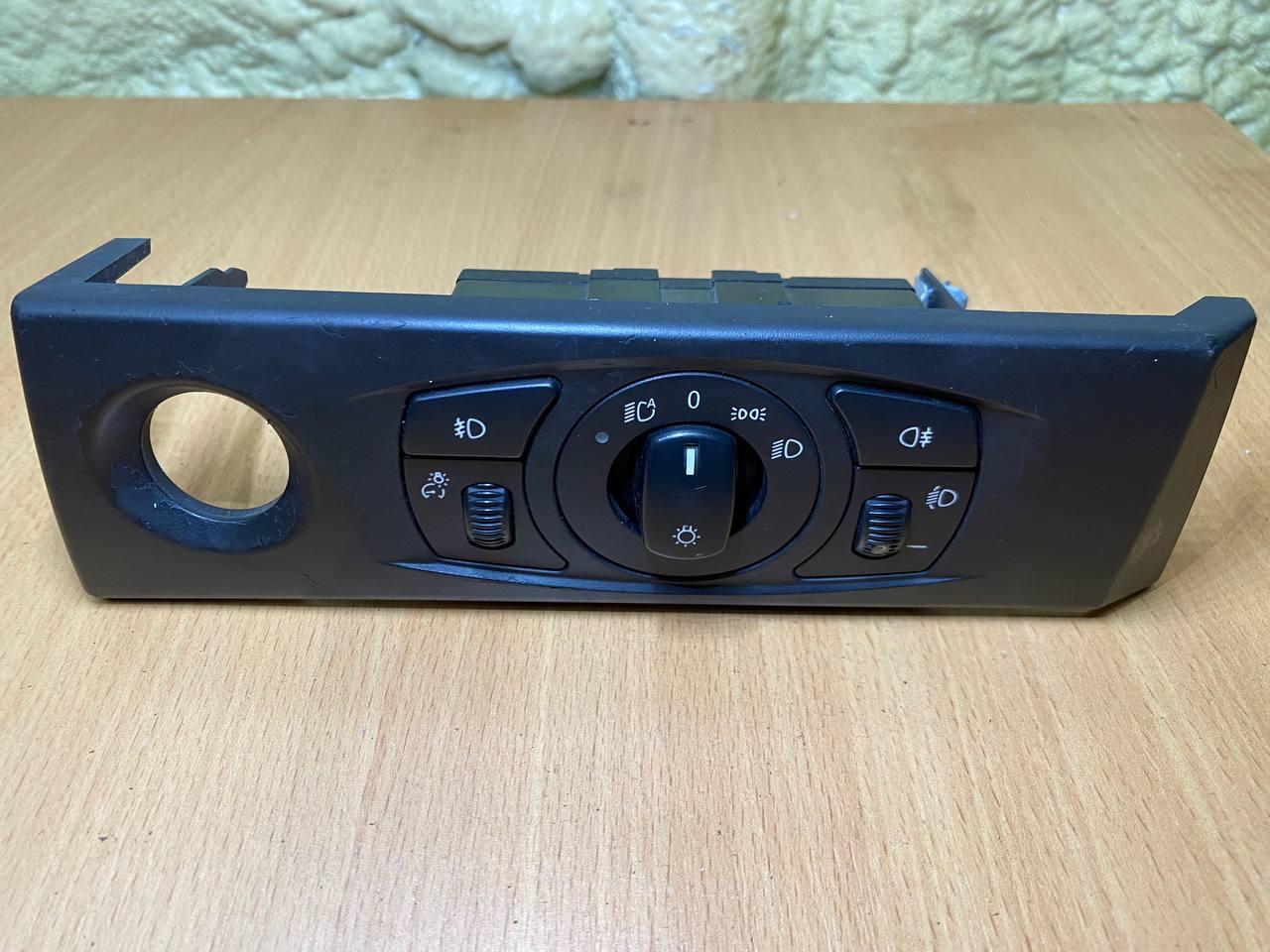 кнопка (выключатель) BMW 5 серия E60/E61 E60 (2002 - 2007), 6953737, 6953737 - фото №1