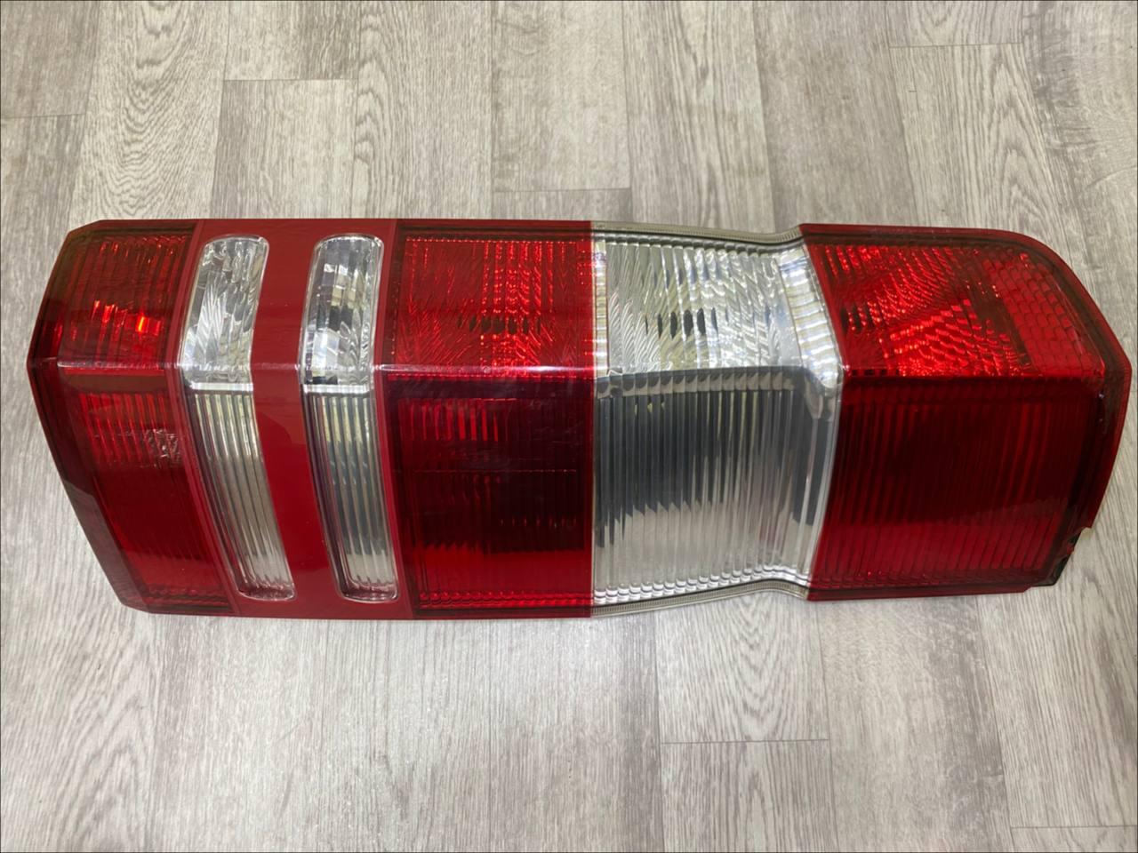 фонарь задний правый Mercedes-Benz Sprinter 2 поколение (W906) W906 (2006 - 2014), A9068202200, 9068202200, A9068200264, 9068200264 - фото №1