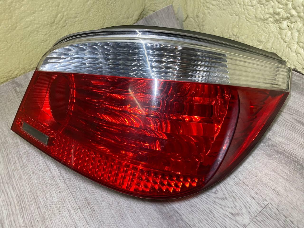 фонарь задний правый BMW 5 серия E60/E61 E60 (2002 - 2007), 7165738, 7165738 - фото №1