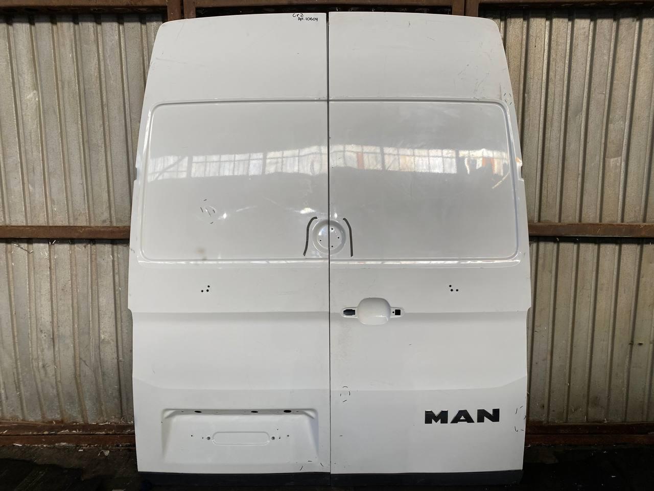 Дверь задняя распашная (комплект) Volkswagen Crafter 2 поколение (2016 - 2026) - фото №1