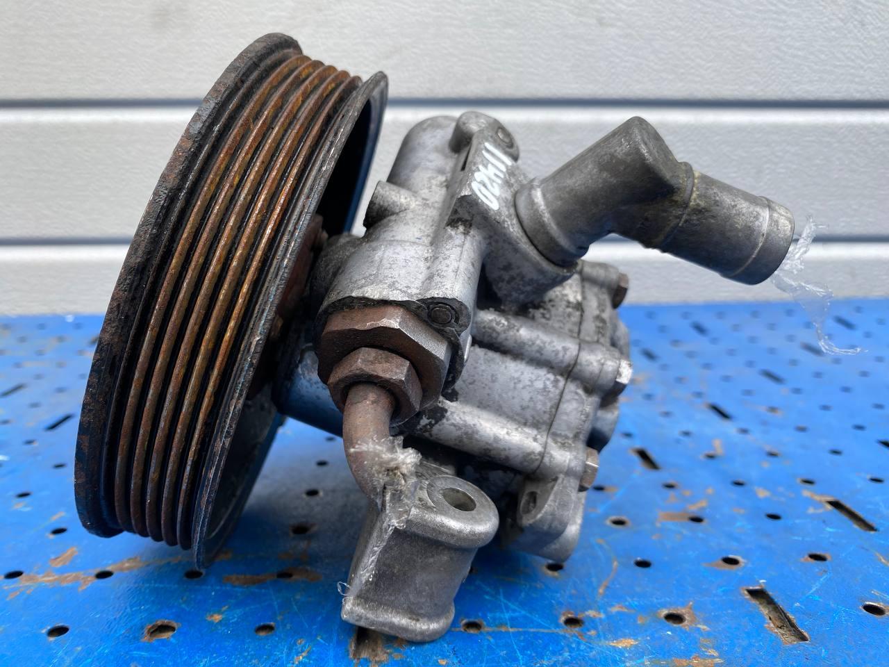 насос гидроусилителя руля Mercedes-Benz Vito W638 (1996 - 2003), 2.2 л., OM 611.980, дизель, ZF, A6042360010H, 91208 - фото №1