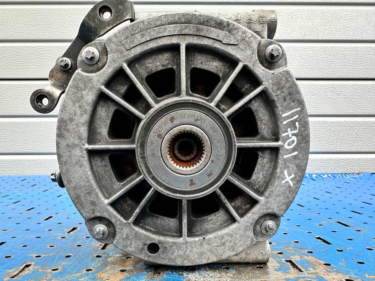 генератор Mercedes-Benz E-Класс W210/S210 (1995 - 1999), 2.7 л., дизель, A0001501750, 10480404