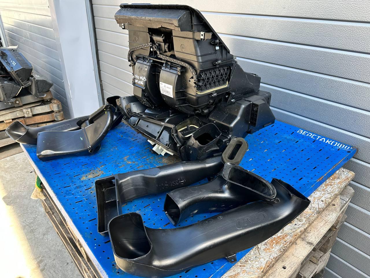корпус отопителя (печки) Mercedes-Benz Vito W639 (2003 - 2010), A6398303460, A6398315045, A6398310345, A6398300145, A6398310545, A6398310245, A6398300045, T6354001 - фото №1