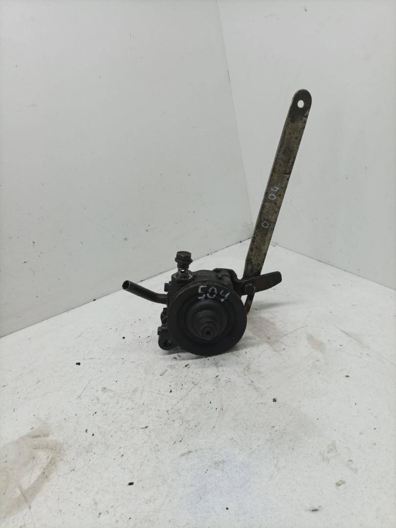 насос гидроусилителя руля Hyundai Galloper 1 поколение 1997, 2.5 л., дизель, МКПП, внедорожник 5 дв. - фото №1