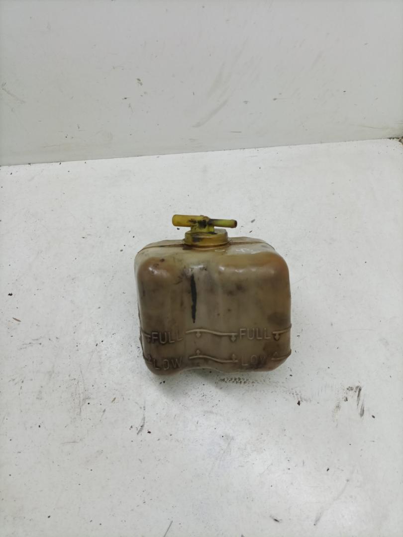 бачок расширительный Hyundai Galloper 1 поколение 1997, 2.5 л., дизель, МКПП, внедорожник 5 дв. - фото №1