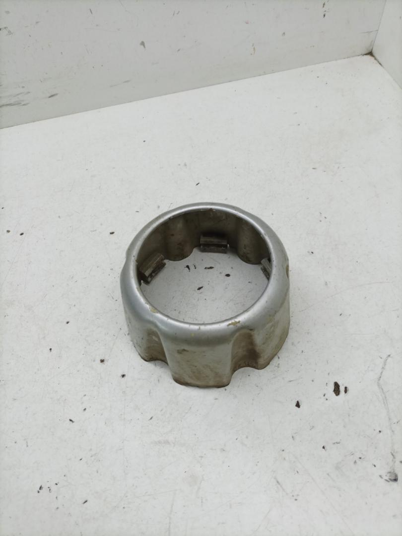 колпачок литого диска Hyundai Galloper 2 поколение 1998, 2.5 л., дизель, МКПП, внедорожник 5 дв. - фото №1