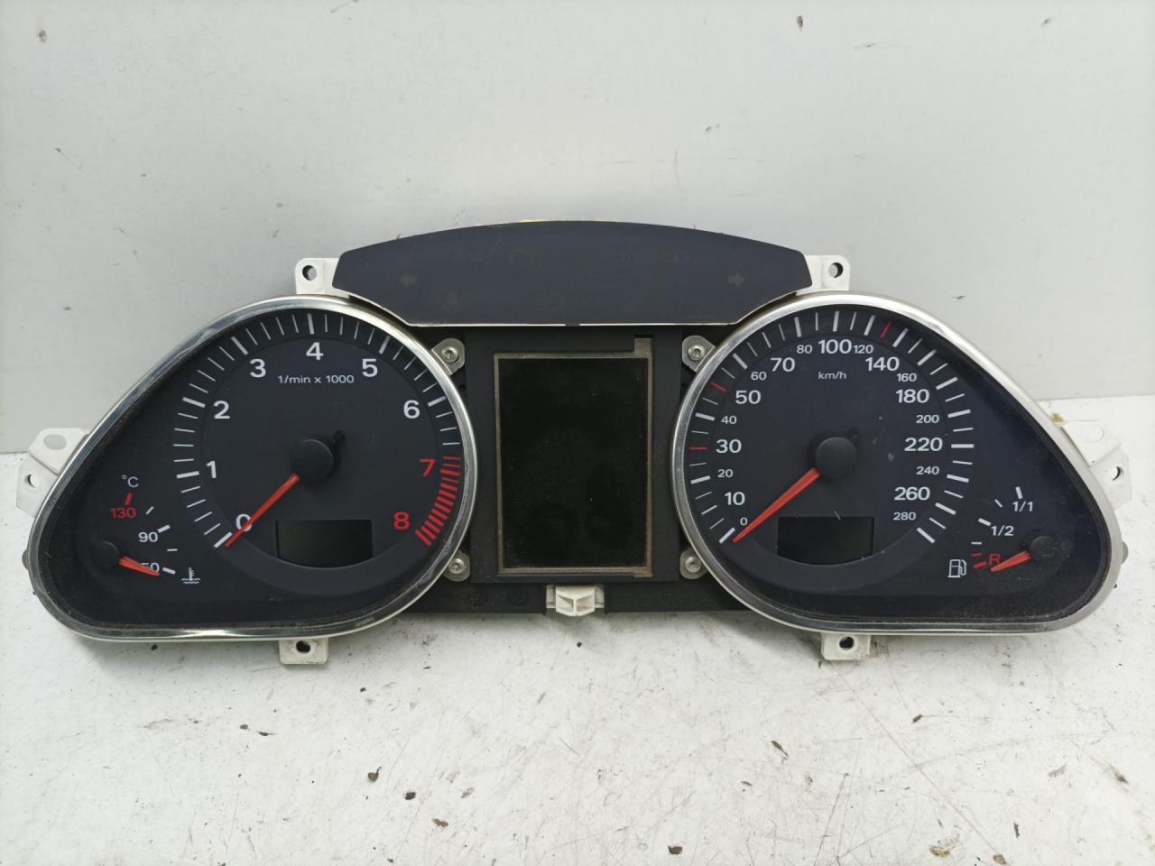 щиток приборов (приборная панель) Audi A6 Allroad Quattro C6 2006, 3.2 л., AUK, бензин, АКПП, универсал - фото №1
