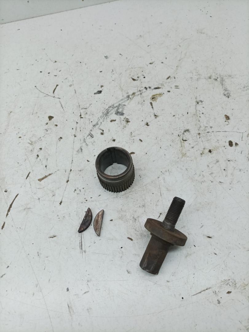 шестерня (звездочка) коленвала Hyundai Galloper 1 поколение 1997, 2.5 л., дизель, МКПП, внедорожник 5 дв. - фото №1