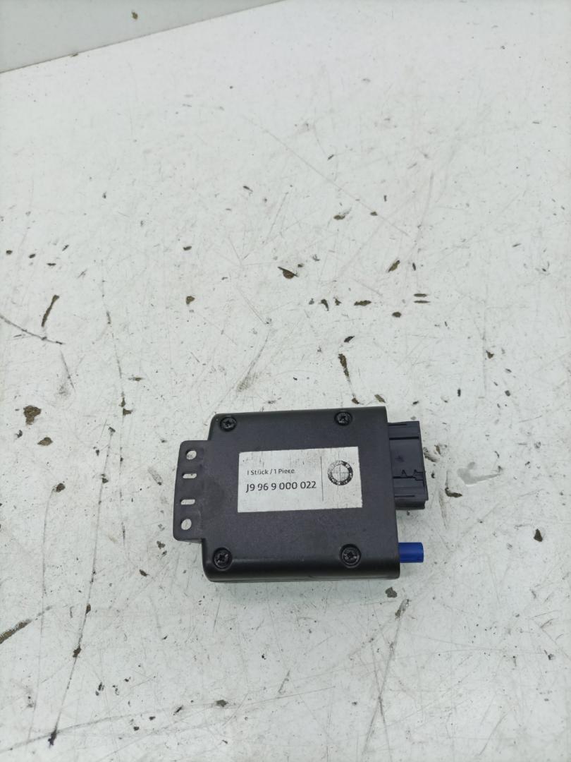 антенна BMW X1 E84 2010, 2.0 л., N47 D20 C, дизель, АКПП, внедорожник 5 дв., полный привод, J9969000022 - фото №1