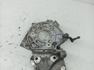 кронштейн ТНВД Renault Megane 2 поколение 2004, 1.9 л., дизель, МКПП, хетчбэк 5 дв., 8200240204