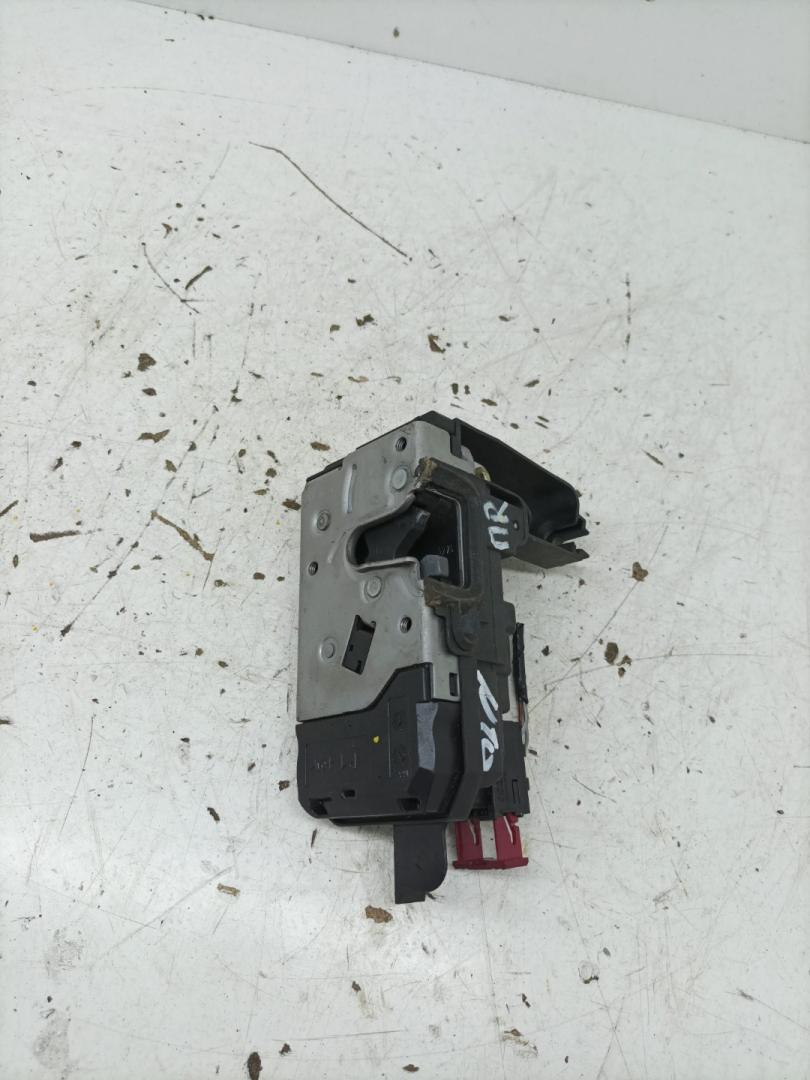 замок двери передней правой Opel Zafira 2 поколение (B) 2006, 1.6 л., Z 16 YNG, бензин, МКПП, минивэн, 13210749 - фото №1