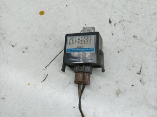 блок управления вентилятором (реле) Mitsubishi Pajero 2 поколение 1997, 2.5 л., 4D56 (8V), дизель, МКПП, внедорожник 5 дв., MD142382, K8T52371
