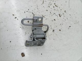 петля двери Audi A4 B6 2002, 2.0 л., ALT, бензин, МКПП, седан, 8E0831412