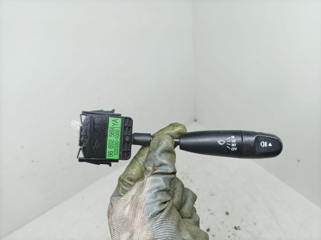 переключатель дворников Chevrolet Matiz 2 поколение 2008, 0.8 л., F8CV, бензин, МКПП, хетчбэк 5 дв., 96602569, 522330-1000 - фото №1