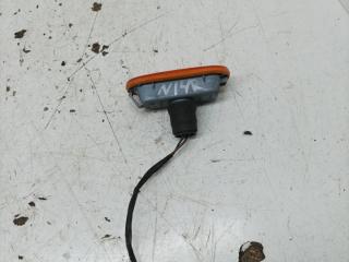 повторитель поворота на крыле правый Volkswagen Golf 4 поколение 1998, 1.4 л., AKQ, бензин, МКПП, хетчбэк 5 дв.