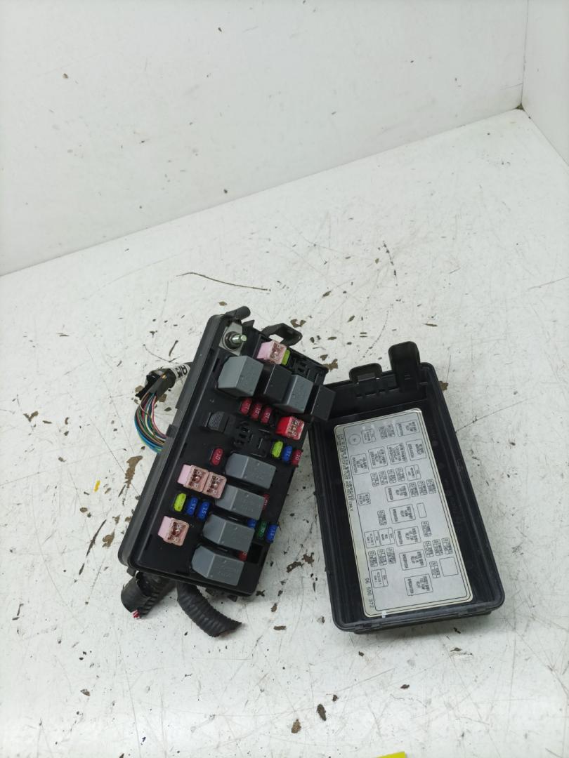 блок предохранителей Chevrolet Matiz 2 поколение 2008, 0.8 л., F8CV, бензин, МКПП, хетчбэк 5 дв., 96427971 - фото №1