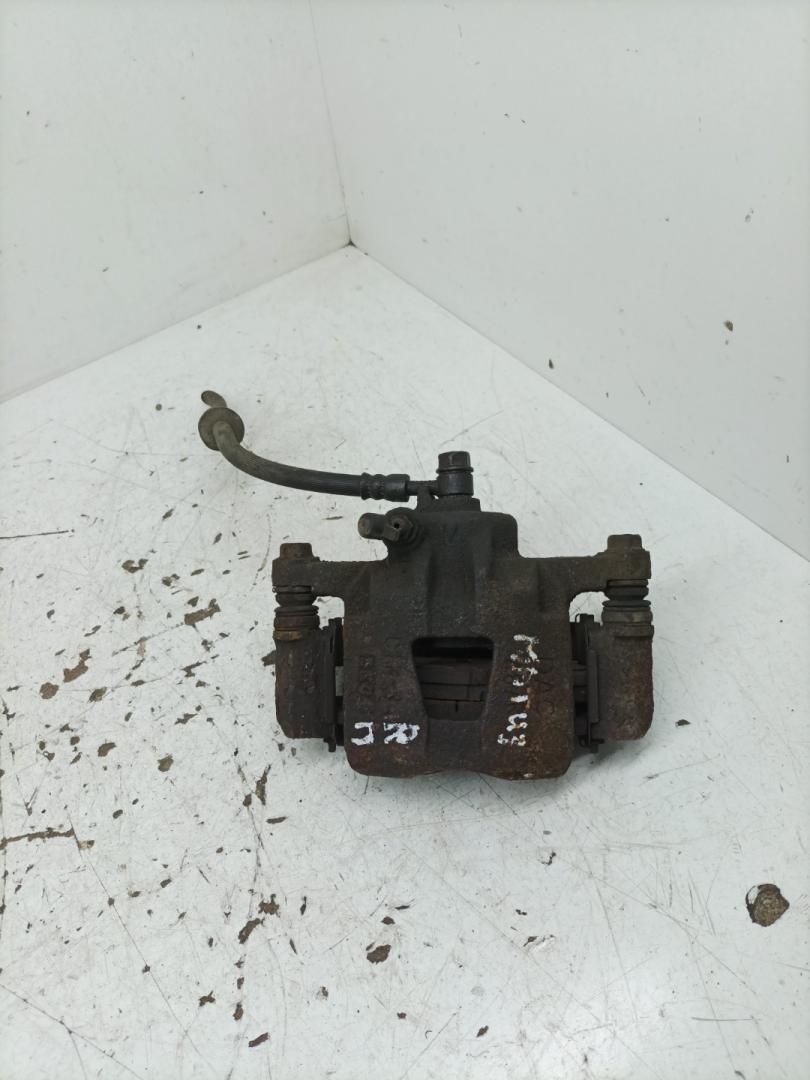 суппорт передний правый Chevrolet Matiz 2 поколение 2008, 0.8 л., F8CV, бензин, МКПП, хетчбэк 5 дв. - фото №1