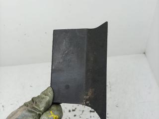 заглушка Audi A4 B6 2002, 2.0 л., ALT, бензин, МКПП, седан, 8E0825212B