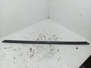 молдинг стекла Volkswagen Golf 4 поколение 1999, 2.0 л., ADY, бензин, МКПП, хетчбэк 5 дв.