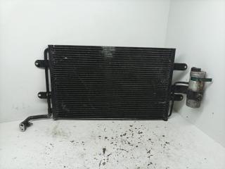 радиатор кондиционера Volkswagen Golf 4 поколение 1999, 2.0 л., ADY, бензин, МКПП, хетчбэк 5 дв.