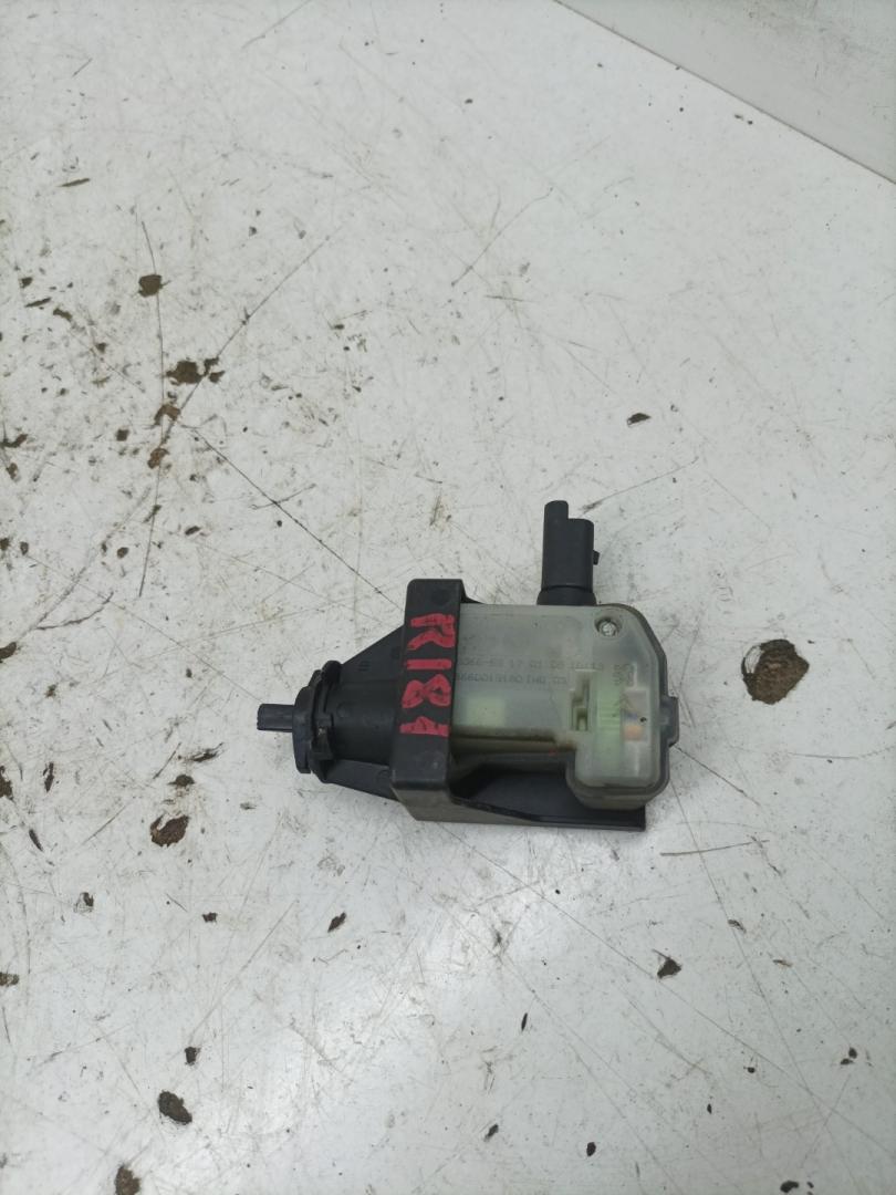 активатор замка крышки топливного бака Citroen C4 Grand Picasso 1 поколение 2008, 2.0 л., RHJ (DW10BTED4), дизель, робот, минивэн, 9660019180 - фото №1