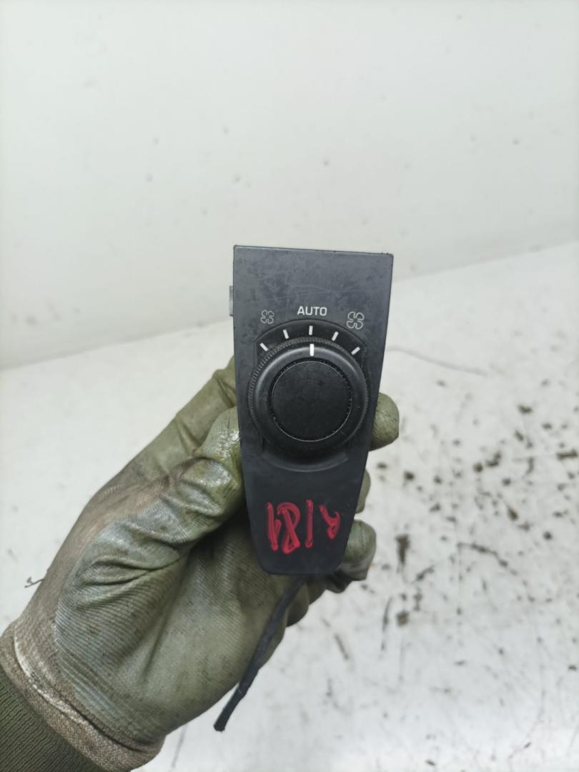 блок управления печки / климат-контроля Citroen C4 Grand Picasso 1 поколение 2008, 2.0 л., RHJ (DW10BTED4), дизель, робот, минивэн, 9659796877, A53000600 - фото №1