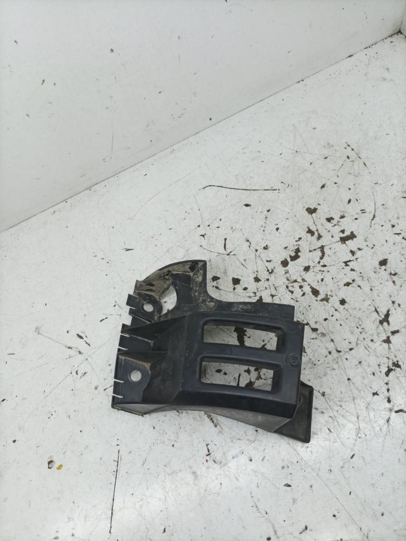 Крепление бампера заднего Citroen C4 Grand Picasso 1 поколение 2008, 2.0 л., RHJ (DW10BTED4), дизель, робот, минивэн, 9654500680 - фото №1