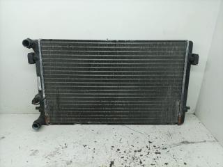 радиатор (основной) Volkswagen Golf 4 поколение 1999, 1.4 л., AKQ, бензин, МКПП, хетчбэк 5 дв., 1J0121253N