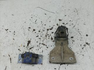 кронштейн глушителя Citroen C4 Grand Picasso 1 поколение 2008, 2.0 л., RHJ (DW10BTED4), дизель, робот, минивэн