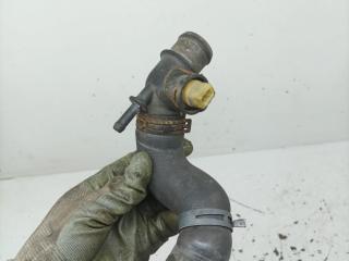 фланец (тройник) системы охлаждения Volkswagen Golf 4 поколение 1999, 2.0 л., ADY, бензин, МКПП, хетчбэк 5 дв., 1J0121087A