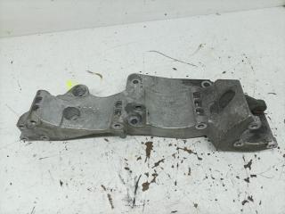 кронштейн генератора Audi A3 8L 1999, 1.6 л., AKL, бензин, МКПП, хетчбэк 3 дв., 06A903143P