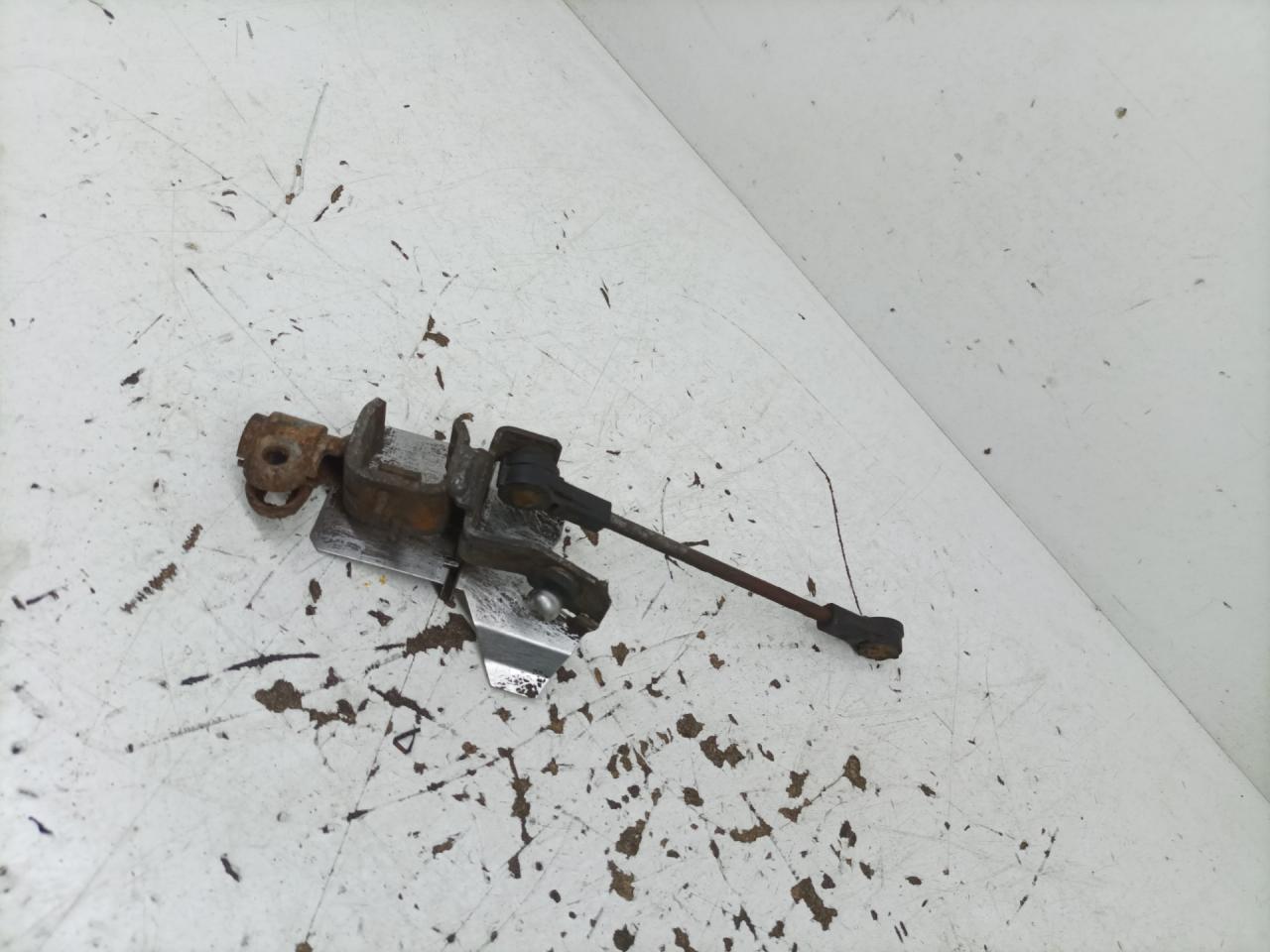 кулиса Volkswagen Golf 4 поколение 2002, 1.6 л., BCB, бензин, МКПП, хетчбэк 5 дв., 1J0711177B, 1J0711603 - фото №1