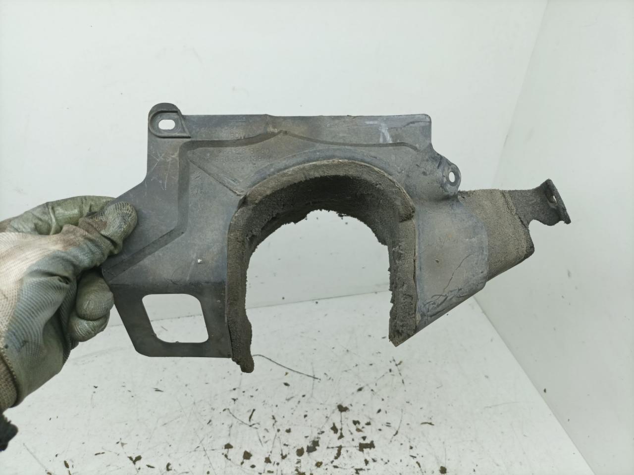 пыльник ШРУСа Audi A4 B6 2002, 2.0 л., ALT, бензин, МКПП, седан, 8E0863188C - фото №1