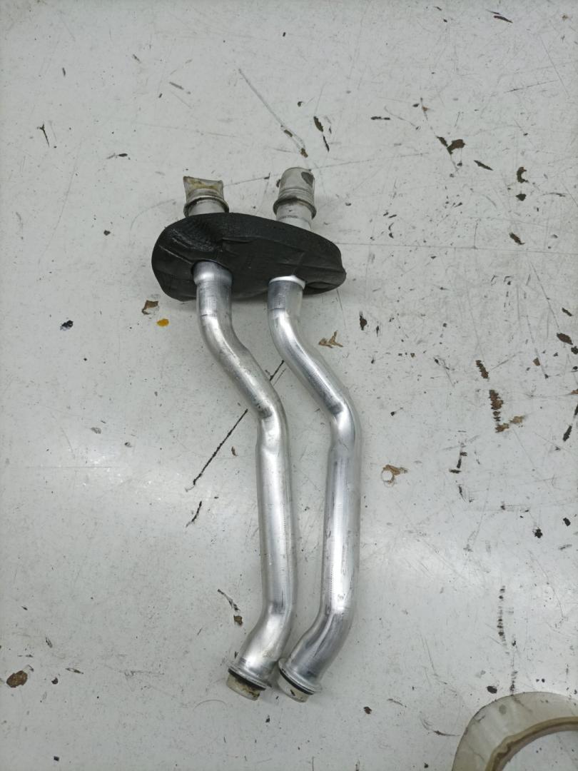 патрубок отопителя (печки) Citroen C4 Grand Picasso 1 поколение 2008, 2.0 л., RHJ (DW10BTED4), дизель, робот, минивэн - фото №1