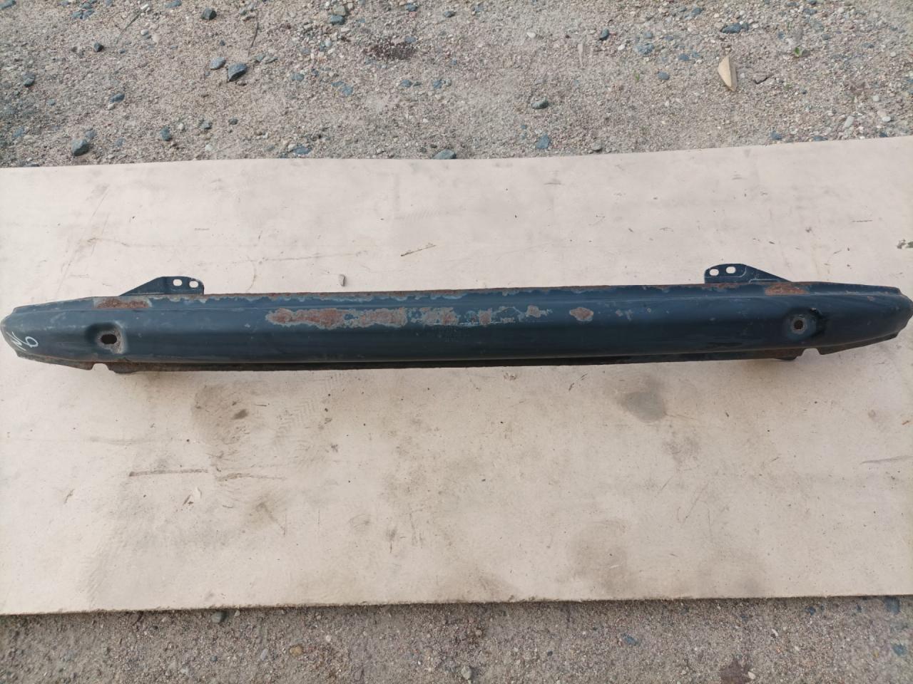 усилитель бампера заднего Volkswagen Golf 4 поколение 2002, 1.6 л., BCB, бензин, МКПП, хетчбэк 5 дв. - фото №1