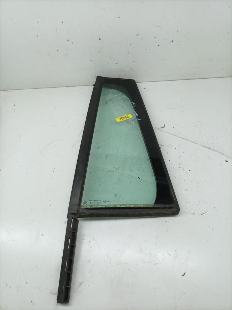 стекло двери задней левой Citroen C4 Grand Picasso 1 поколение 2009, 1.6 л., дизель, МКПП, минивэн - фото №1