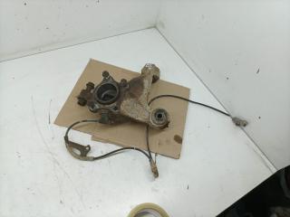 кулак задний левый Toyota Avensis 1 поколение (T220) 1999, 2.0 л., TD, 2C-TE, дизель, МКПП, универсал