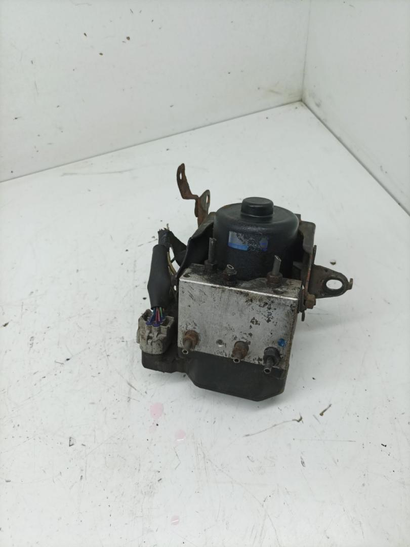 блок ABS Daihatsu Gran Move 1 поколение 1999, 1.6 л., HD-E, бензин, МКПП, минивэн - фото №1